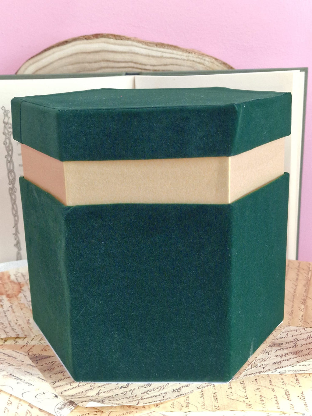 Lumos Incantatrix Scatole Esagonali in Velluto Verde Bosco con Bordo Oro – 4 Misure
