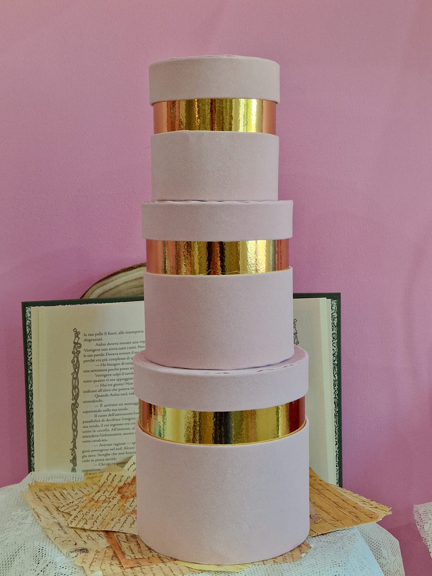 Scatole velluto con bordo oro ROSA CONFETTO
