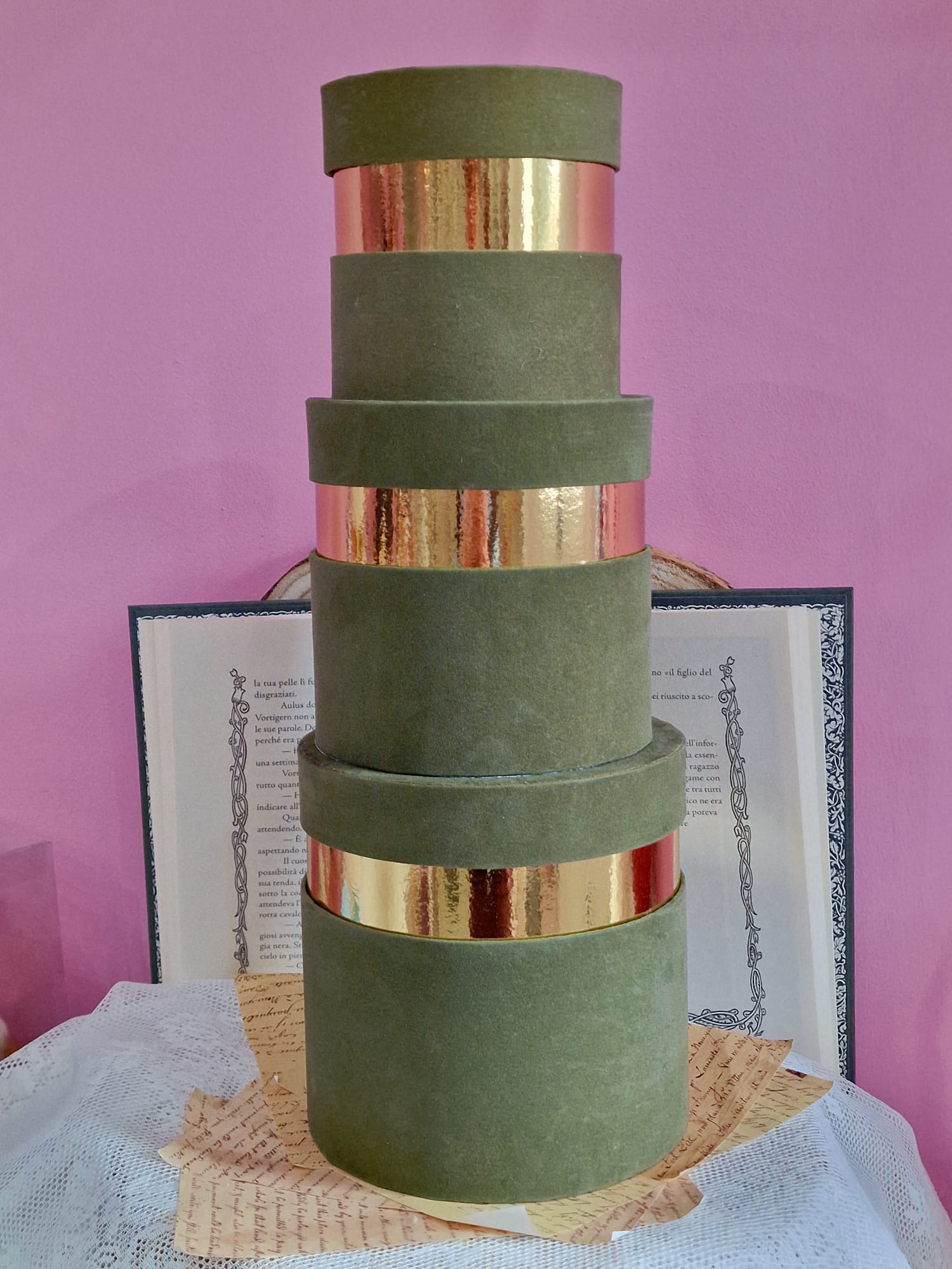 Scatole velluto con bordo oro VERDE OLIVA