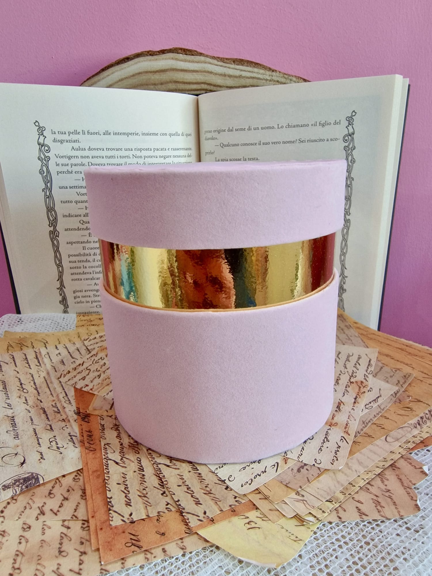 Scatole velluto con bordo oro ROSA CONFETTO