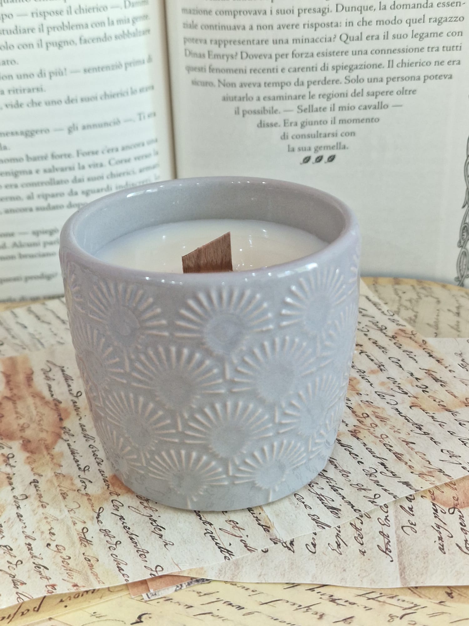 ZEN - Candela Artigianale Vaniglia Ambrata | Doppio Stoppino in Legno