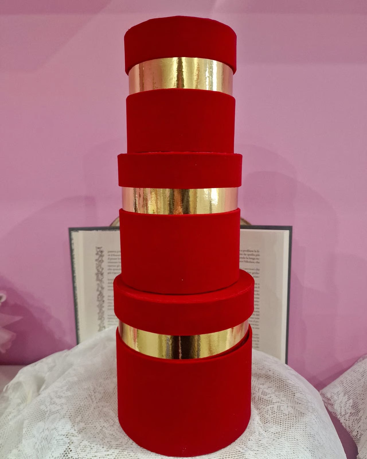 Scatola velluto rosso scarlatto con bordo oro - bomboniere eleganti artigianali per matrimonio